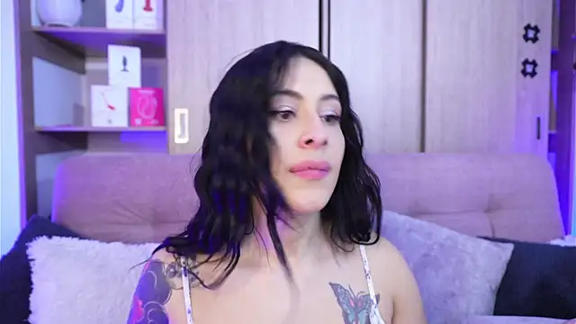 SophiieCumsx online show from 04-03-26, 03:02