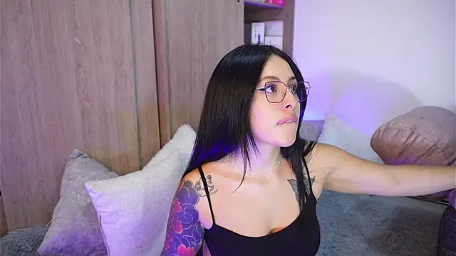 SophiieCumsx online show from 12-17-25, 11:43