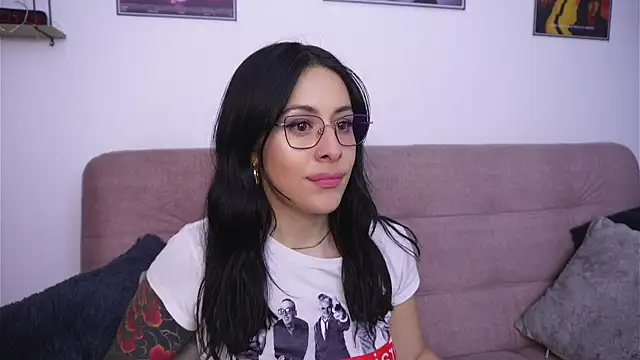 SophiieCumsx online show from 06-26-26, 03:01