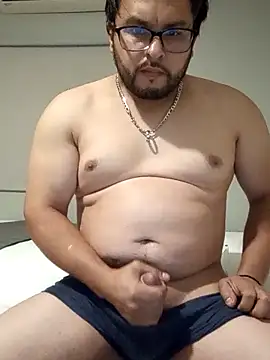 MauxXx93 online show from 02-17-26, 05:38