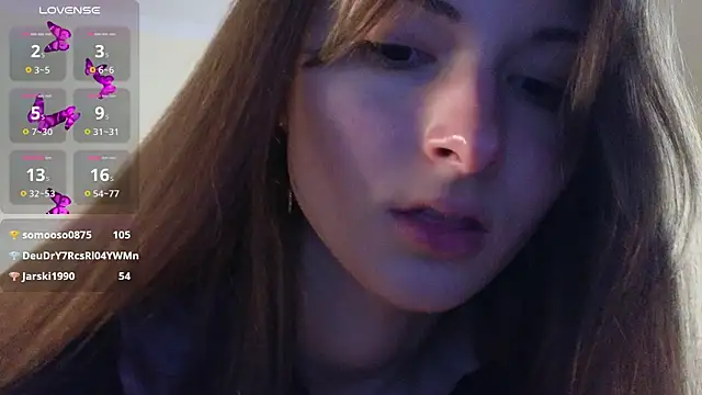 Snapshot of Anna_leexh chatting on 10-21-25, 11:31 Anna leexh online show from 10-21-25, 11:31