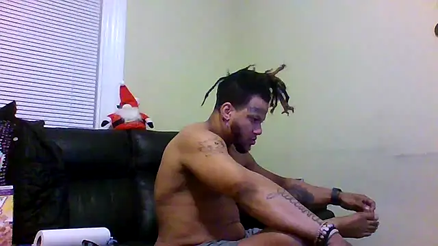 Snapshot of Sexdemonfrfr chatting on 11-09-25, 02:26 Sexdemonfrfr online show from 11-09-25, 02:26