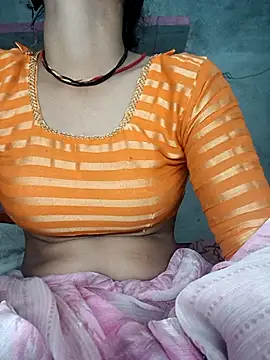 Snapshot of Cutey_neha01 chatting on 09-11-25, 08:31 Cutey neha01 online show from 09-11-25, 08:31