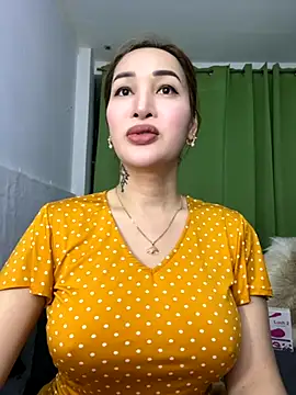 Snapshot of toni_0601 chatting on 10-06-25, 02:46 toni 0601 online show from 10-06-25, 02:46