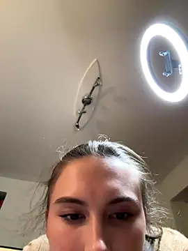 SophiiaStarr online show from 10-08-25, 05:46