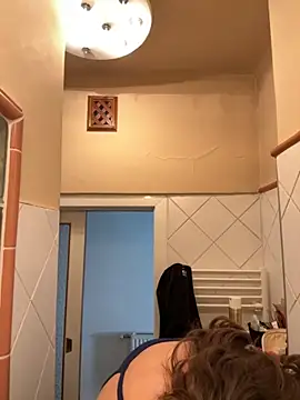 SophiiaStarr online show from 10-16-25, 12:46