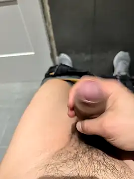 Snapshot of penchis90 chatting on 11-14-25, 07:34 penchis90 online show from 11-14-25, 07:34