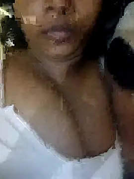 Snapshot of Sexy_Payal44 chatting on 09-11-25, 03:01 Sexy Payal44 online show from 09-11-25, 03:01