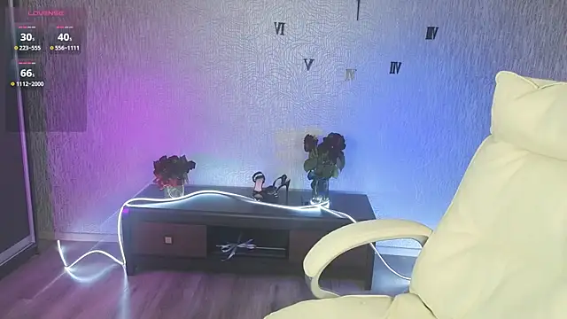 NikkiiStill online show from 10-25-25, 03:17