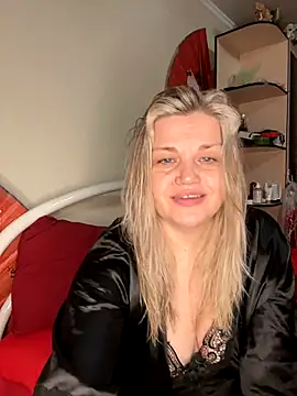 Nayvessa online show from 11-19-25, 06:52