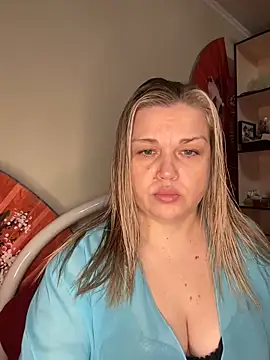Nayvessa online show from 11-17-25, 06:45