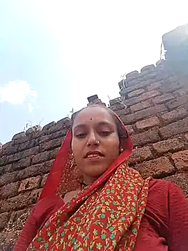 Snapshot of Sonam_shinde chatting on 10-09-25, 06:03 Sonam shinde online show from 10-09-25, 06:03