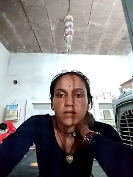 Snapshot of Sonam_shinde chatting on 09-20-25, 09:25 Sonam shinde online show from 09-20-25, 09:25