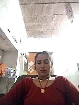 Snapshot of Sonam_shinde chatting on 10-12-25, 05:03 Sonam shinde online show from 10-12-25, 05:03
