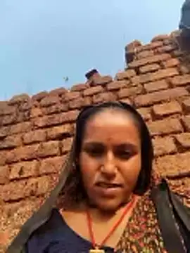 Snapshot of Sonam_shinde chatting on 10-20-25, 09:54 Sonam shinde online show from 10-20-25, 09:54