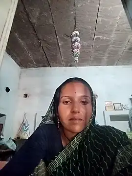 Snapshot of Sonam_shinde chatting on 10-10-25, 06:25 Sonam shinde online show from 10-10-25, 06:25