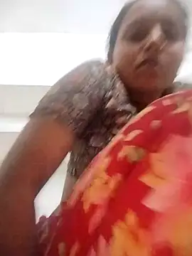 Snapshot of Sonam_shinde chatting on 04-18-26, 07:40 Sonam shinde online show from 04-18-26, 07:40