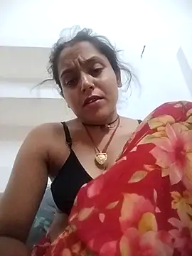 Snapshot of Sonam_shinde chatting on 04-28-26, 07:40 Sonam shinde online show from 04-28-26, 07:40