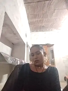 Snapshot of Sonam_shinde chatting on 10-20-25, 09:59 Sonam shinde online show from 10-20-25, 09:59