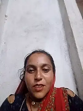 Snapshot of Sonam_shinde chatting on 10-01-25, 04:00 Sonam shinde online show from 10-01-25, 04:00