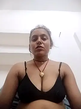 Snapshot of Sonam_shinde chatting on 04-26-26, 09:12 Sonam shinde online show from 04-26-26, 09:12