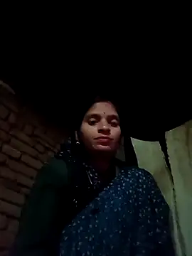 Snapshot of Punam_jindal chatting on 02-17-26, 12:57 Punam jindal online show from 02-17-26, 12:57