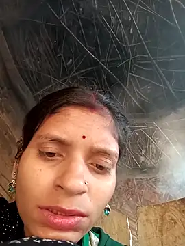 Snapshot of Punam_jindal chatting on 03-01-26, 03:28 Punam jindal online show from 03-01-26, 03:28