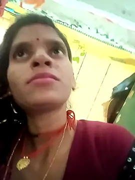 Snapshot of Punam_jindal chatting on 05-03-26, 04:39 Punam jindal online show from 05-03-26, 04:39