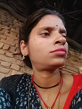 Snapshot of Punam_jindal chatting on 05-15-26, 02:53 Punam jindal online show from 05-15-26, 02:53