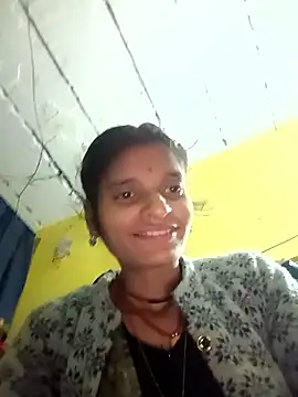 Snapshot of Punam_jindal chatting on 01-18-26, 03:43 Punam jindal online show from 01-18-26, 03:43