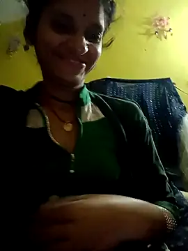 Snapshot of Punam_jindal chatting on 02-12-26, 01:05 Punam jindal online show from 02-12-26, 01:05