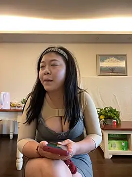 smgirls online show from 11-13-25, 07:34