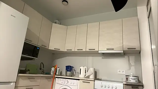 Denni Spilber online show from 10-05-25, 05:58