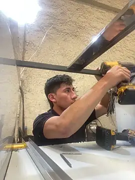 True Di online show from 10-27-25, 03:57