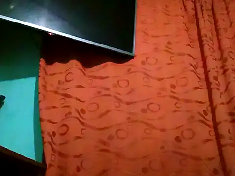 Snapshot of True_Di chatting on 09-23-25, 01:23 True Di online show from 09-23-25, 01:23