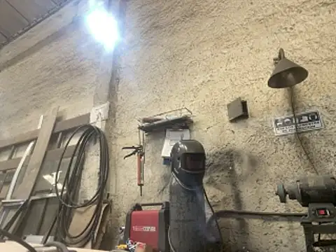 True Di online show from 11-29-25, 04:18