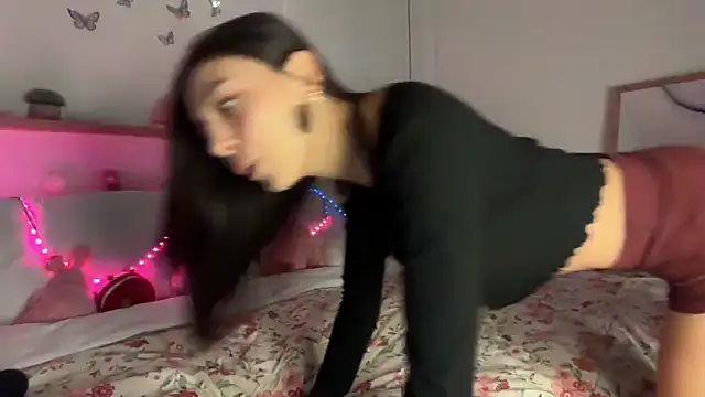 keirasworld online show from 11-25-25, 12:11