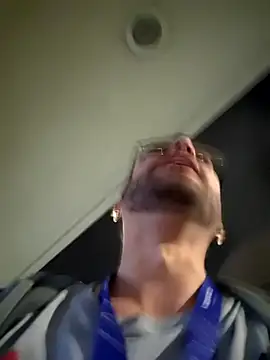 Snapshot of DanteWinter chatting on 02-11-26, 02:11 DanteWinter online show from 02-11-26, 02:11