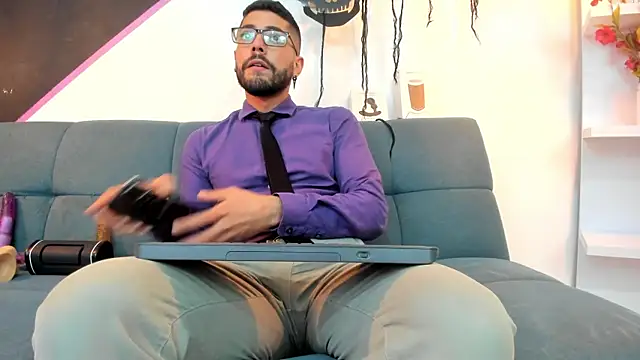 DanteWinter online show from 10-16-25, 03:37