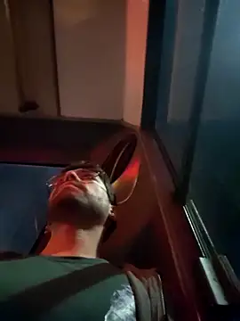 Snapshot of DanteWinter chatting on 02-13-26, 02:44 DanteWinter online show from 02-13-26, 02:44