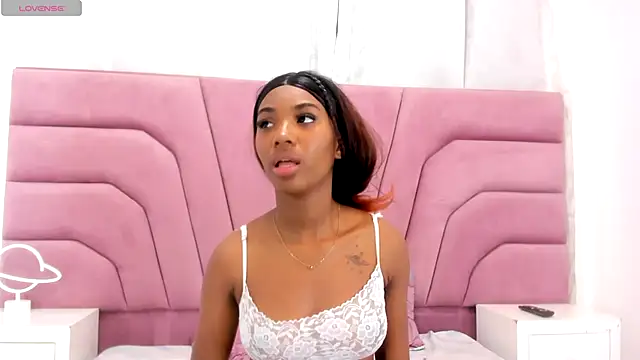 MarianRosse online show from 10-23-25, 07:23