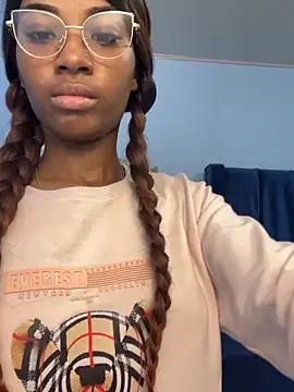 MarianRosse online show from 12-17-25, 08:14