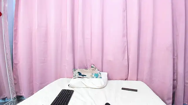 MarianRosse online show from 07-19-26, 04:48