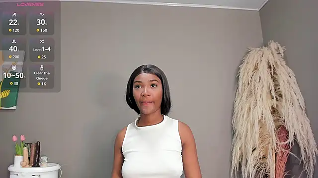 MarianRosse online show from 11-15-25, 03:54