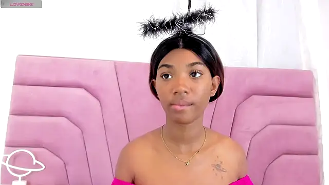 MarianRosse online show from 10-18-25, 07:27