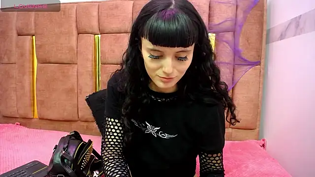 Snapshot of XBODTRIIPX chatting on 11-05-25, 03:53 XBODTRIIPX online show from 11-05-25, 03:53