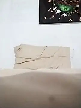 latinblack16 online show from 10-25-25, 03:28