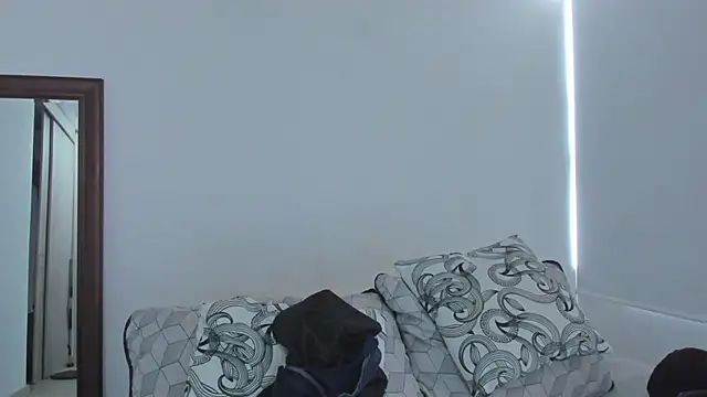 KingLevi01 online show from 05-12-26, 05:52