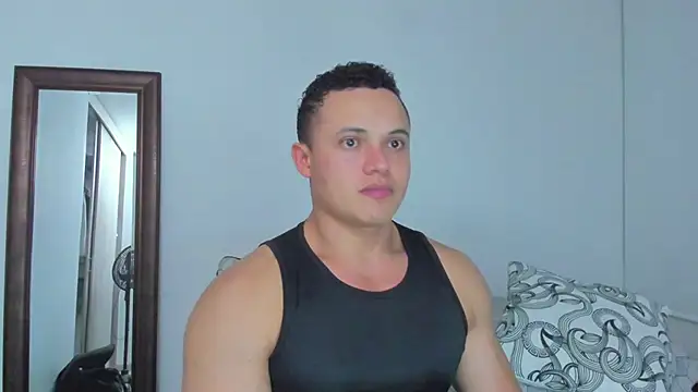 KingLevi01 online show from 06-26-26, 03:23
