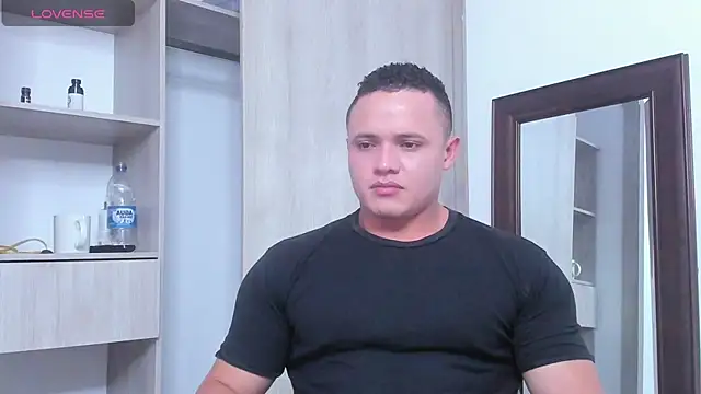 KingLevi01 online show from 10-30-25, 01:37